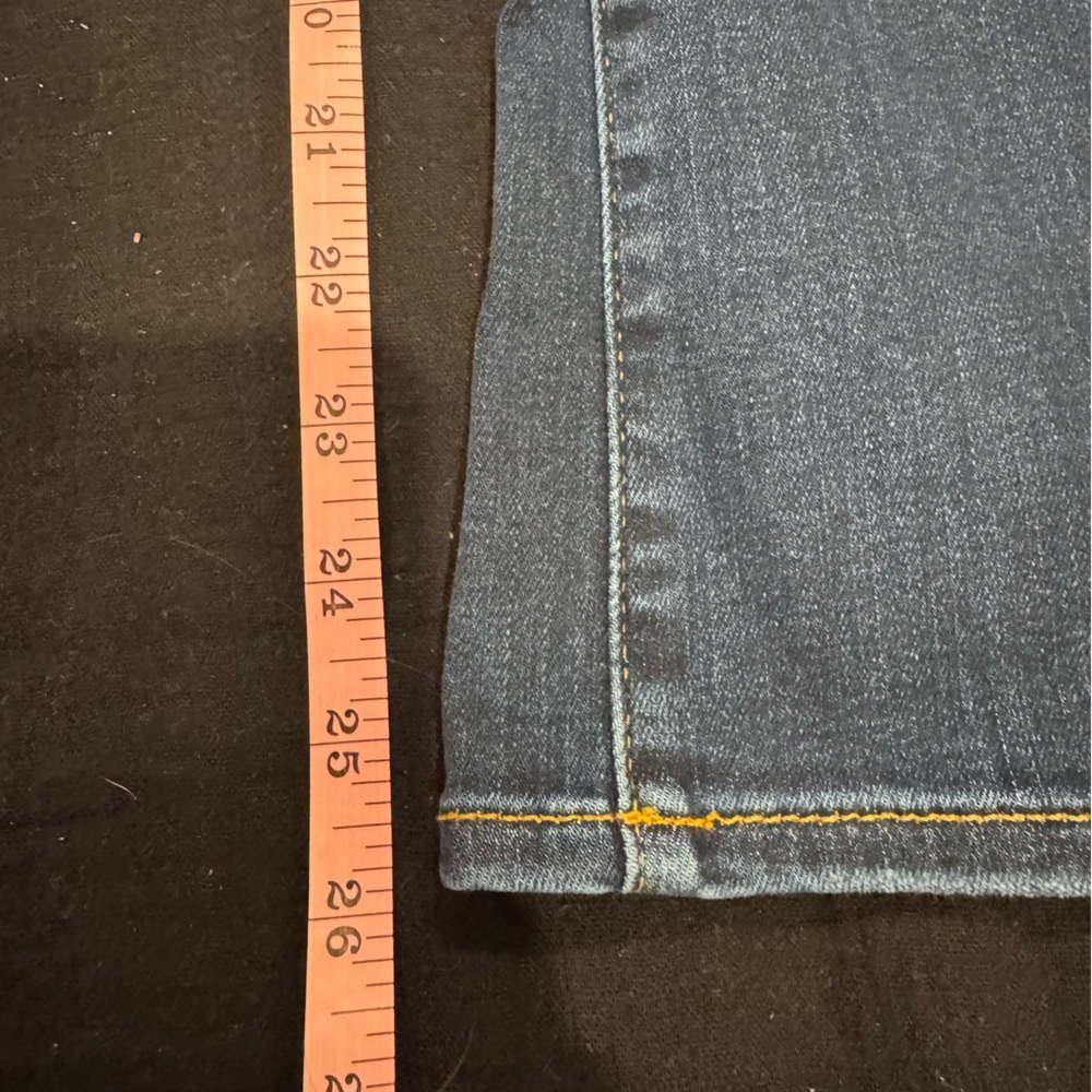 Frame Le Crop Mini Boot Jeans/ fun & flattering! See pic for details👖I ship fast - Picture 6 of 12